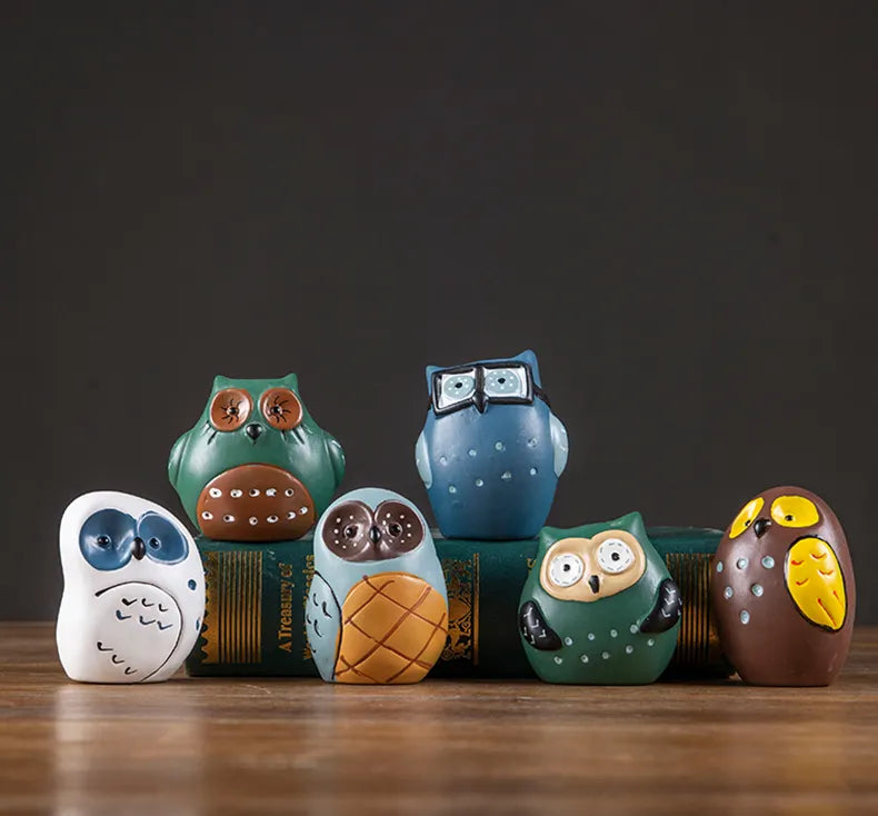 Decorative Ceramic Owl with Nordic Design Decorative Ceramic Owl with Nordic Design